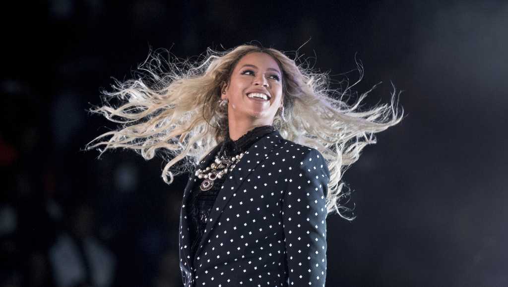 Beyoncé dazzles fans as 'Renaissance' world tour opens