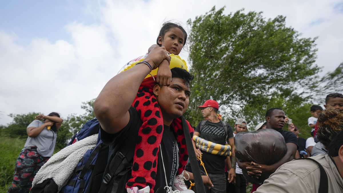 Migrants rush to US border ahead of Title 42 expiration