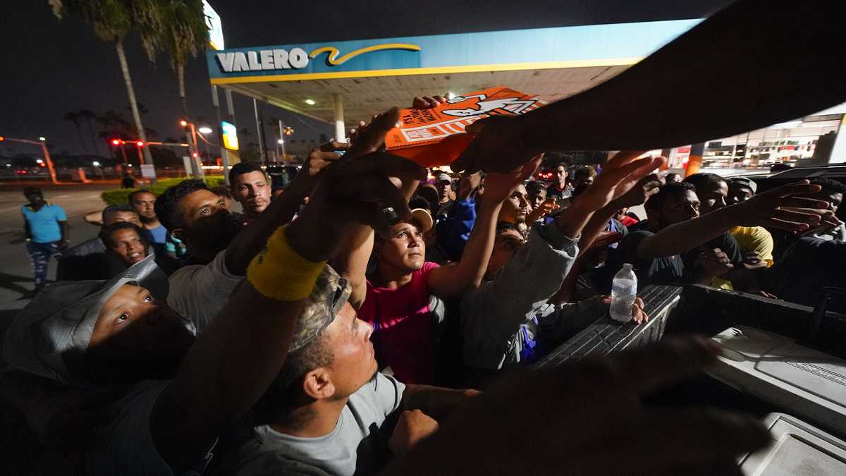 Migrants face new border reality as Title 42 restrictions expire