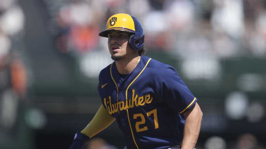 Brewers' Willy Adames hit by foul ball, discharged from hospital