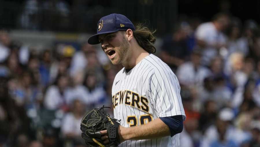 Corbin Burnes pitches Brewers by Giants 3-1