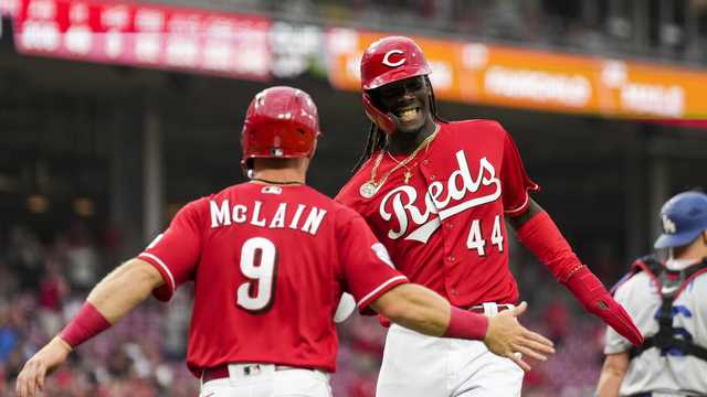 Elly De La Cruz dazzles in debut, Reds beat Dodgers on Matt McLain