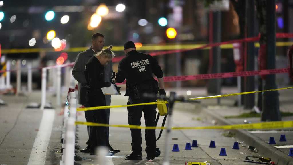 Police: 10 wounded in Denver shooting after Nuggets win - Vimarsana News