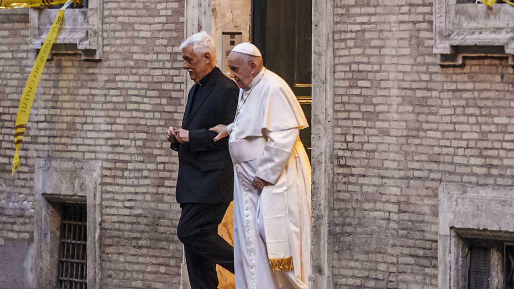 Jesuits expel priest Rupnik after allegations of sexual abuse - Vimarsana News