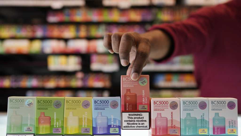 Unauthorized vapes pouring into US despite the FDA crackdown - Vimarsana News