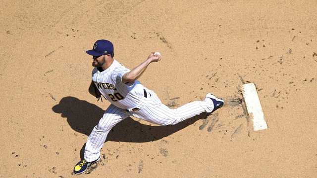 Brewers shut out Reds 1-0, Miley tosses six strong innings - Vimarsana News