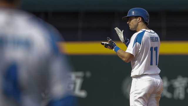 Brewers designate OF Raimel Tapia for assignment and promote OF Sal Frelick