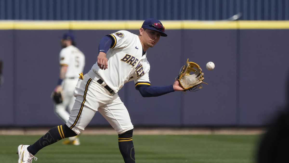 Red Sox acquire infielder Luis Urías from Milwaukee Brewers – Latino Sports