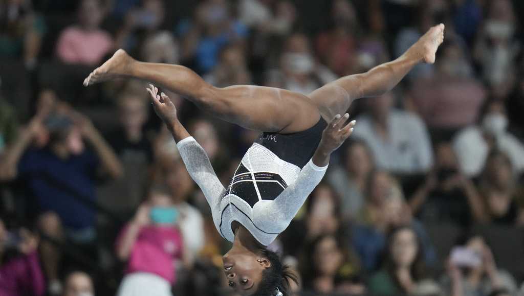 Simone Biles dazzles in her return from a 2-year layoff to dominate the US Classic - Vimarsana News