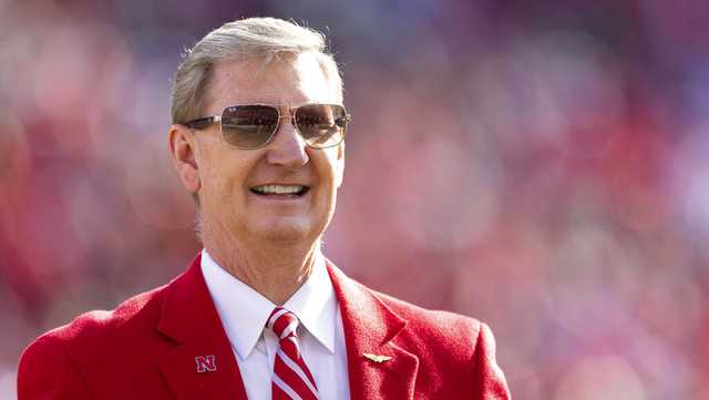 Nebraska leaders react to Ted Carter's departure - Vimarsana News