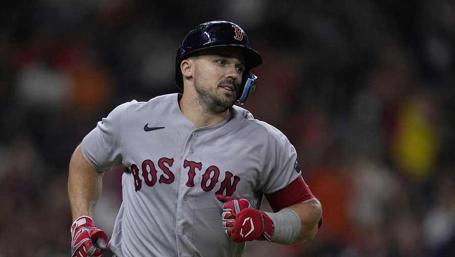 Adam Duvall hits 3-run homer in the 10th in the Red Sox's 7-5 victory over  Astros
