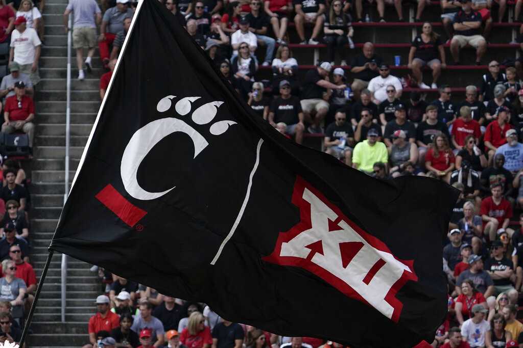 PREVIEW: Cincinnati Bearcats Open Inaugural Big 12 Season Vs. Eastern ...