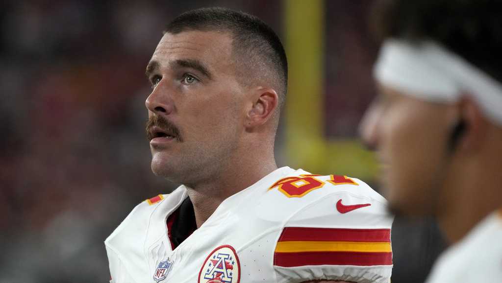 Kansas City Chiefs tight end Travis Kelce suffers knee injury - Vimarsana News