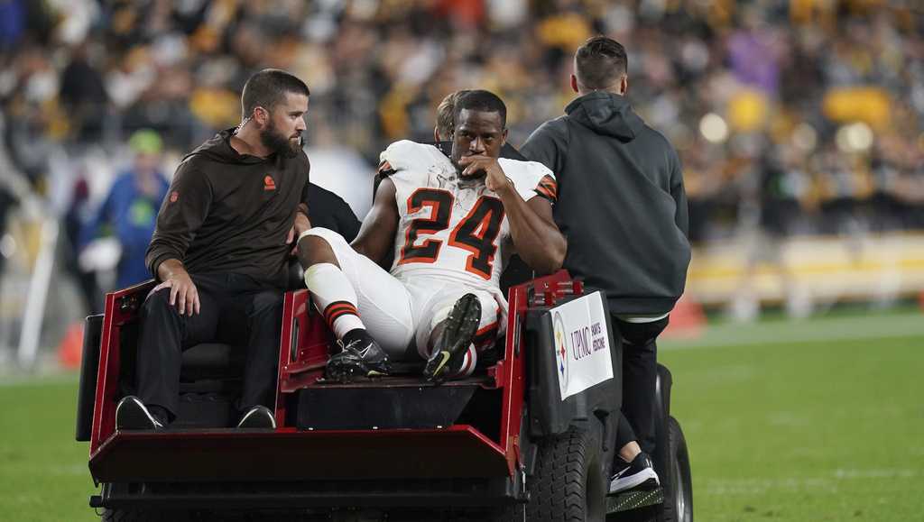 Nick Chubb injury: Browns RB goes down with knee injury on MNF - Dawgs By  Nature