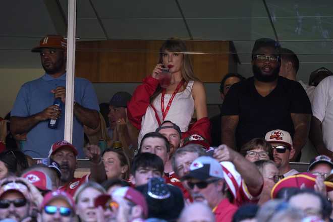 Taylor&#x20;Swift&#x20;watches&#x20;from&#x20;a&#x20;suite&#x20;inside&#x20;Arrowhead&#x20;Stadium&#x20;during&#x20;the&#x20;first&#x20;half&#x20;of&#x20;an&#x20;NFL&#x20;football&#x20;game&#x20;between&#x20;the&#x20;Chicago&#x20;Bears&#x20;and&#x20;Kansas&#x20;City&#x20;Chiefs&#x20;Sunday,&#x20;Sept.&#x20;24,&#x20;2023,&#x20;in&#x20;Kansas&#x20;City,&#x20;Mo.&#x20;&#x28;AP&#x20;Photo&#x2F;Ed&#x20;Zurga&#x29;