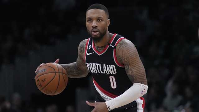 Dame time: Fans flock to Bucks Pro Shop to get buy new Lillard jerseys