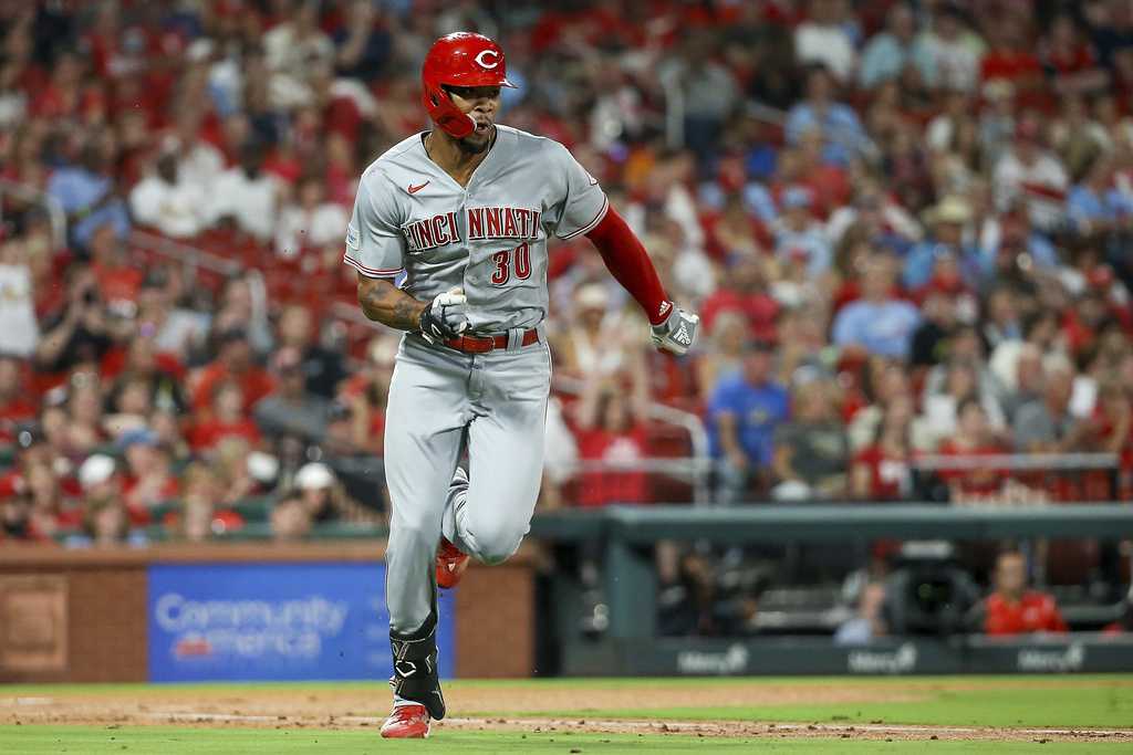 Reds Hit Six Home Runs, Keep Playoff Hopes Alive With 19-2 Rout Of ...