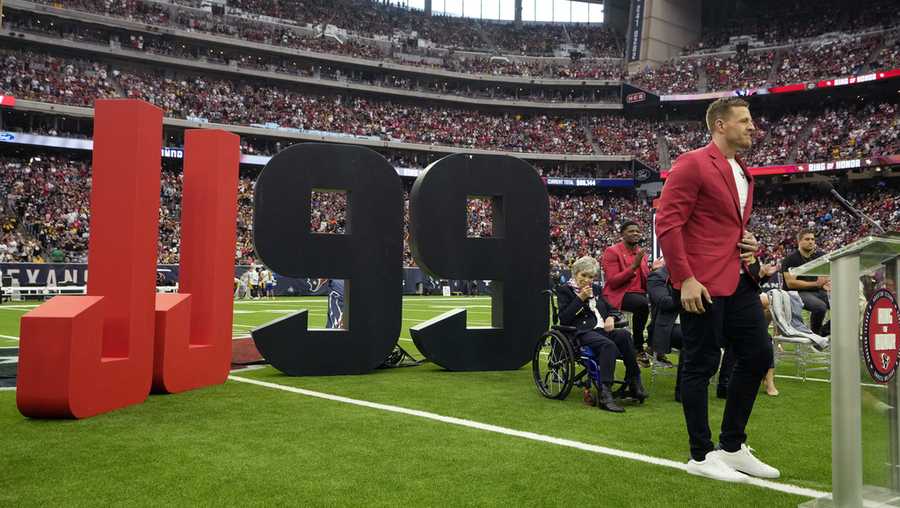JJ Watt inducted into Texans Ring of Honor