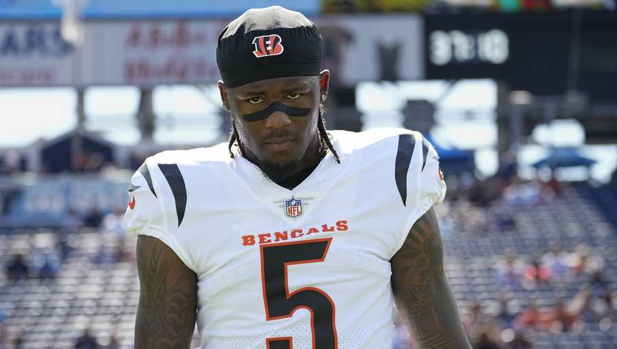 Bengals' wideout Tee Higgins sidelined with rib injury for Sunday's contest  against Arizona