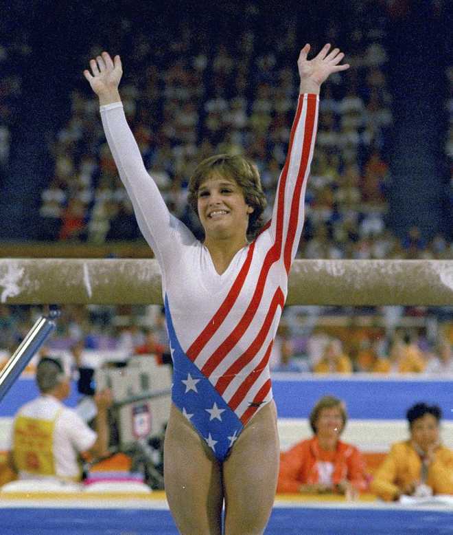 Olympic champion Mary Lou Retton in intensive care with pneumonia