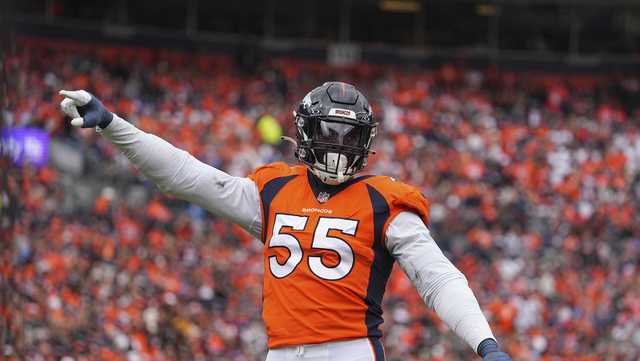 Former Kansas City Chief Frank Clark released by Denver Broncos - Vimarsana News