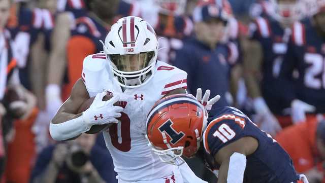 Badgers beat Fighting Illini after 18-point fourth-quarter comeback - Vimarsana News