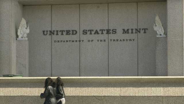 Theft of 2 million dimes from truck leaves 4 facing federal charges - Vimarsana News