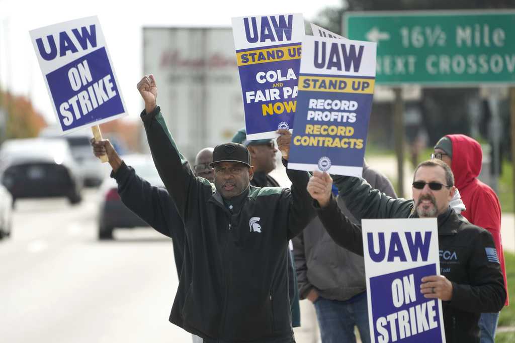 UAW And Stellantis Reach Tentative Contract Deal, AP Sources Say