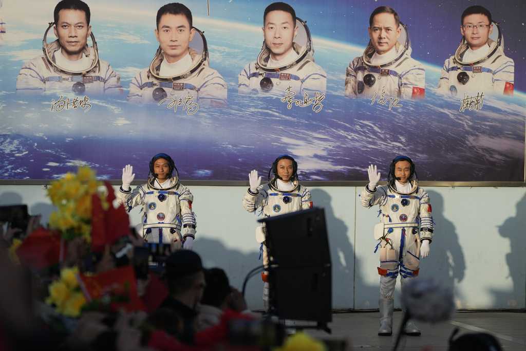 China Sends Its Youngest-ever Crew To Space; Seeks To Put Astronauts On ...