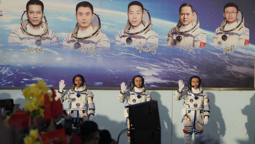 Chiny wysyłają w przestrzeń kosmiczną najmniejszą w historii załogę;  Jego celem jest wysłanie astronautów na Księżyc przed 2030 rokiem