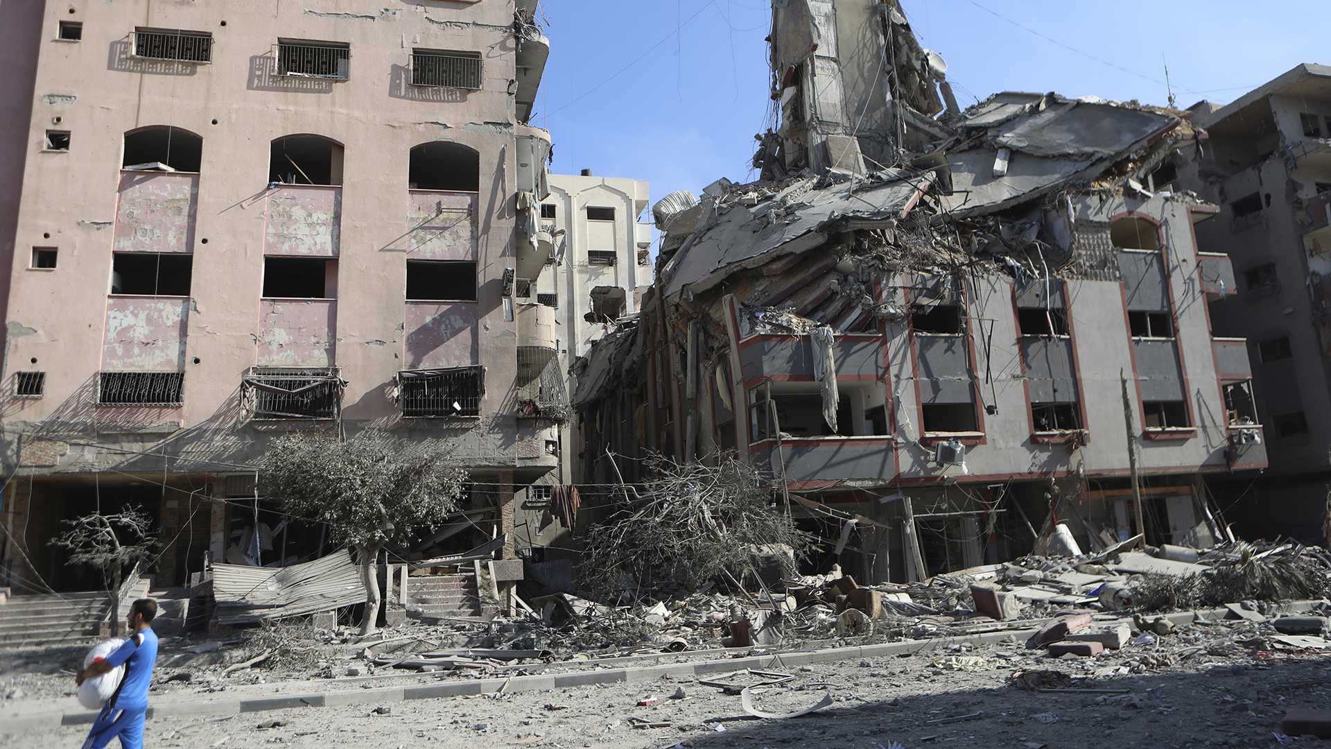 Israel expands ground assault into Gaza - Vimarsana News