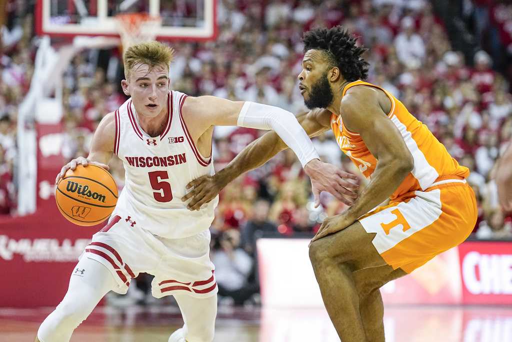 Wisconsin badgers deals basketball schedule