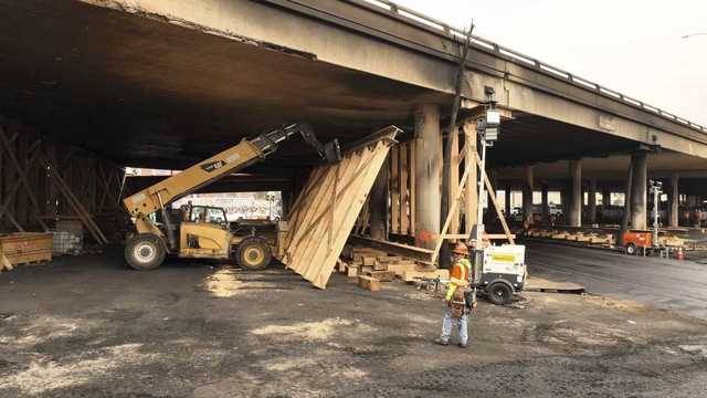 Los Angeles freeway closed after fire will reopen by Tuesday - Vimarsana News