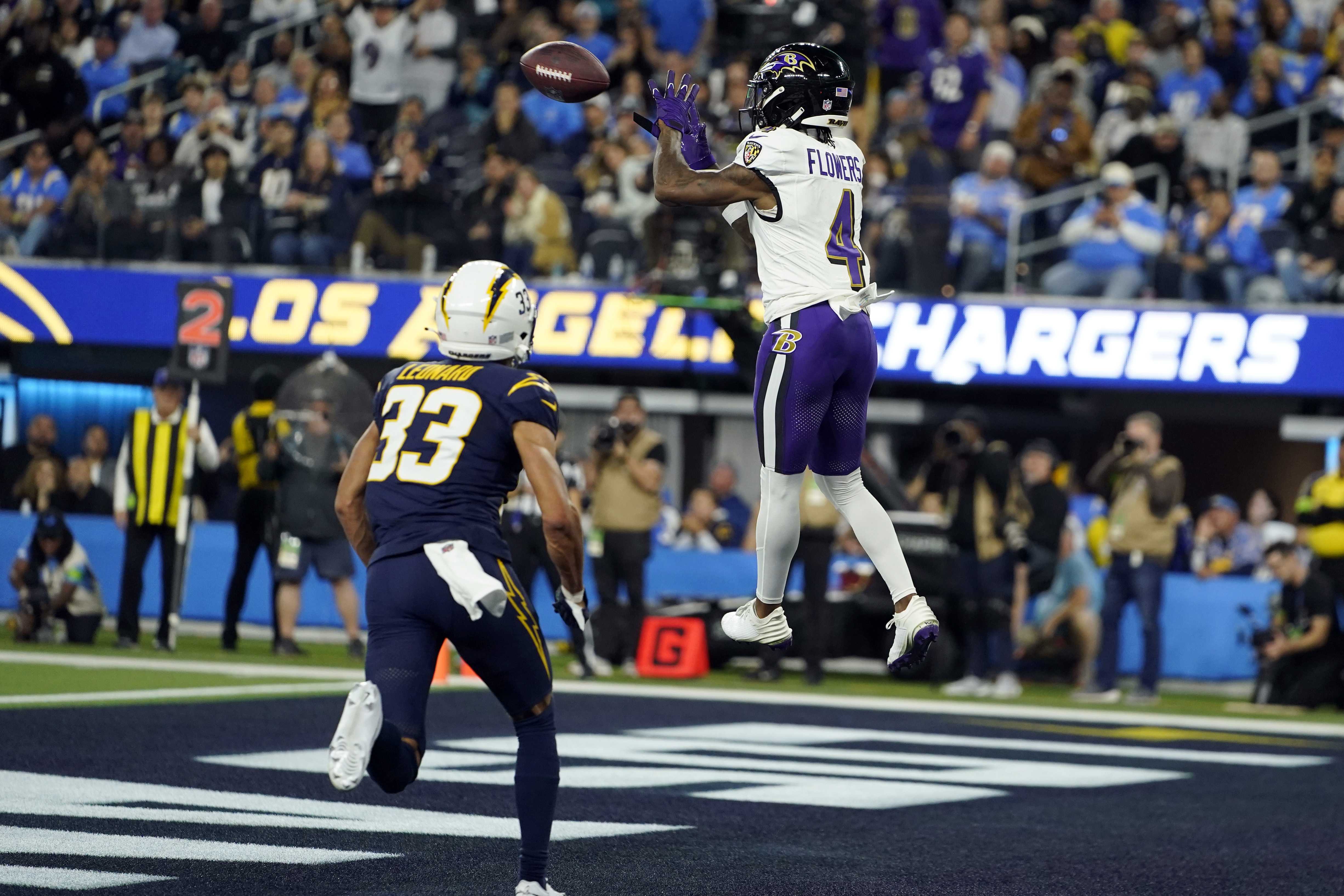 Ravens beat Chargers on SNF to stay on top of AFC