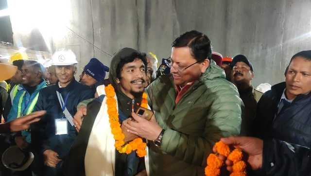 Indian rescuers save all 41 workers who were trapped in a tunnel - Vimarsana News