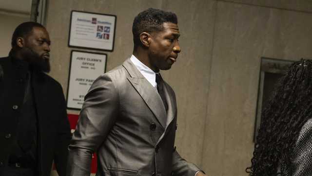 Jonathan Majors appears in court as jury selection begins in assault trial - Vimarsana News