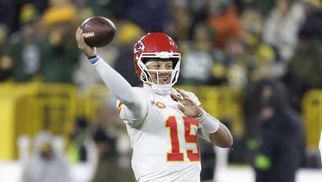 Live game updates: Chiefs battle Packers on Sunday Night Footbal - Vimarsana News