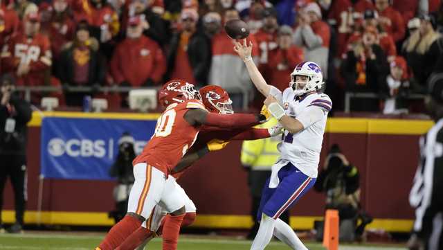 Kansas City Chiefs fall to Bills in pivotal Week 14 matchup - Vimarsana News