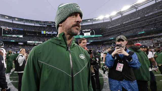 Report: Aaron Rodgers could play next week if medically cleared - Vimarsana News