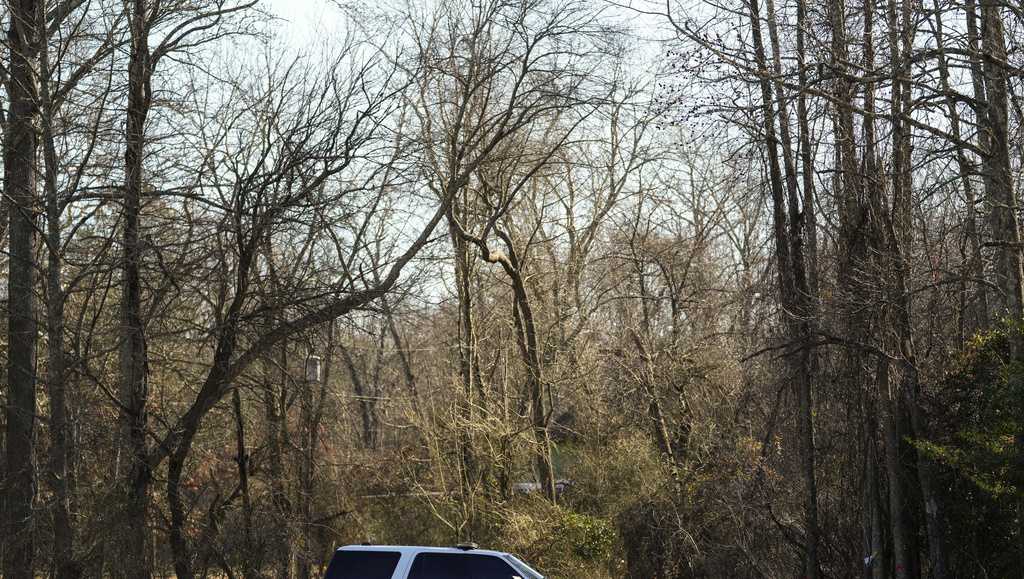 Philadelphia news helicopter crashes in New Jersey forest, killing pilot and photographer - Vimarsana News