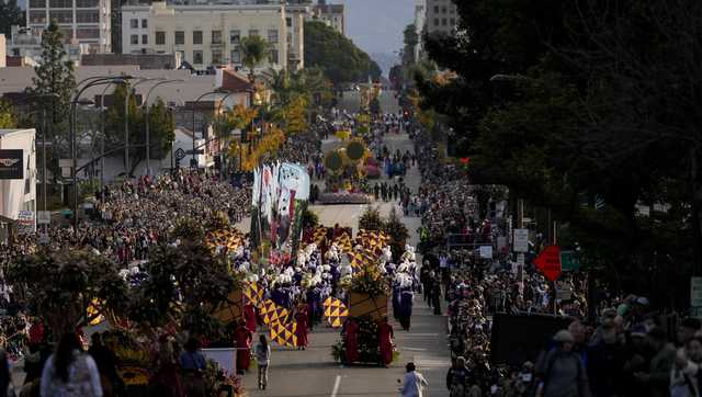 135th Rose Parade boasts floral floats, sunny skies - Vimarsana News