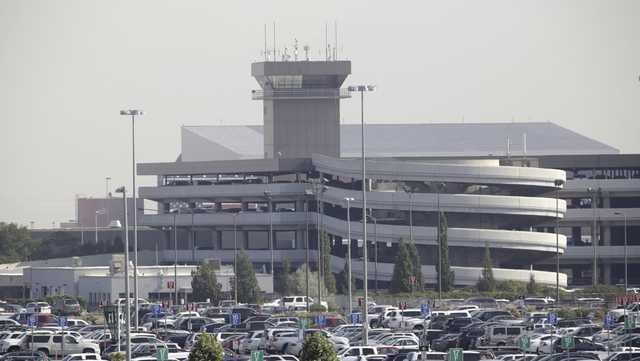 Man found dead at a Utah airport after climbing inside jet engine - Vimarsana News