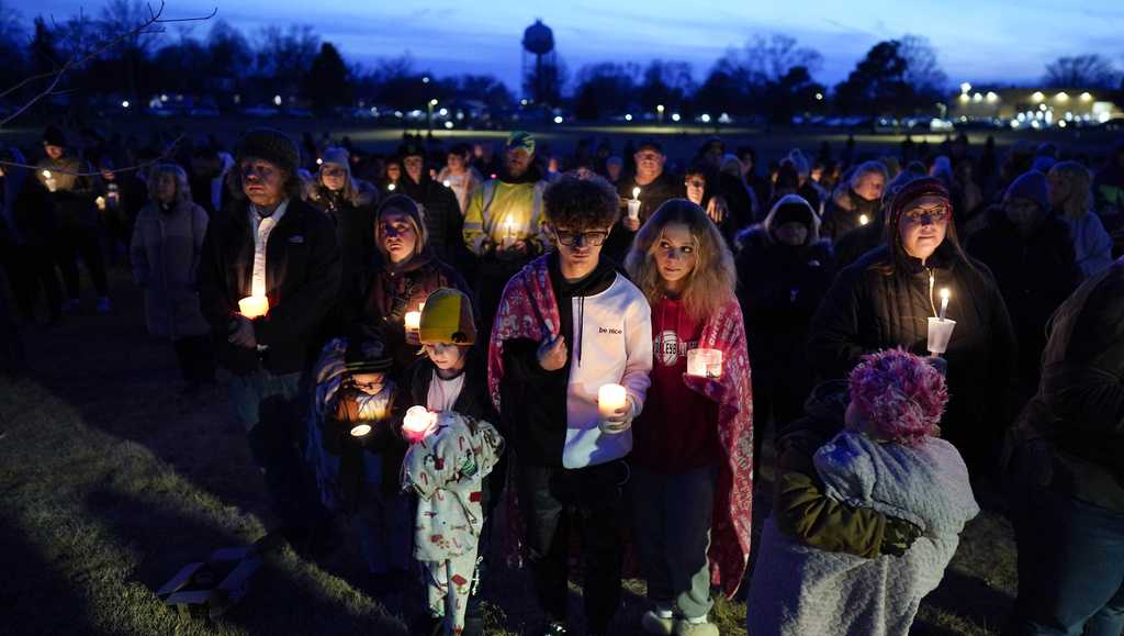 Sixth grader killed, 5 injured in Iowa school shooting; suspect dead