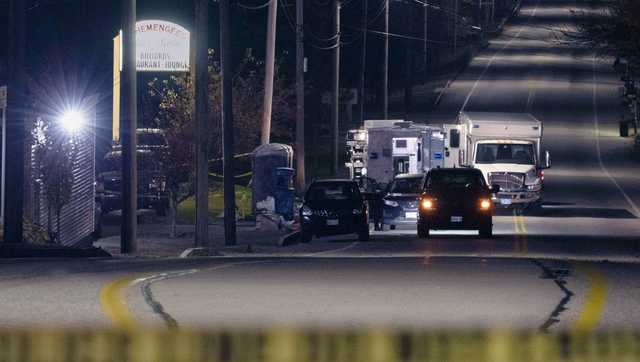 911 calls flooded into dispatchers as gunman opened fire in Lewiston, Maine - Vimarsana News