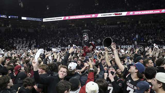 South Carolina: USC fined for storming court after Kentucky game - Vimarsana News