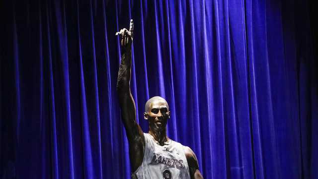 Kobe Bryant gets bronze statue outside the Lakers' downtown arena - Vimarsana News