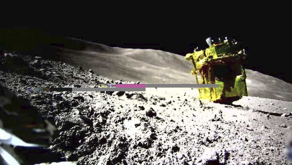 Answers to the moon's origin? Japan's space agency boasts clues - Vimarsana News