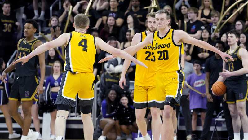 Surging Hawkeyes notch huge road win against Northwestern