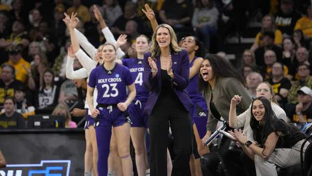 Holy Cross puts up tough fight against No. 1 seed Iowa - Vimarsana News
