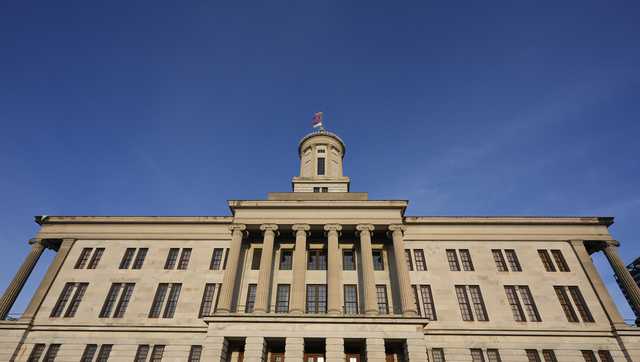Tennessee OKs bill criminalizing adults who help minors receive gender-affirming care - Vimarsana News